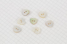Rustic Heart Buttons, Mother of Pearl, Natural, 11.25mm (pack of 7)