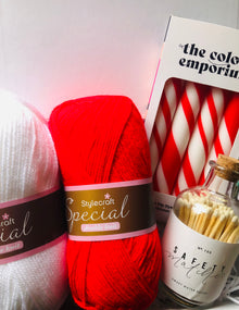 Christmas Gift Box Set Yarn, Candles & Matches